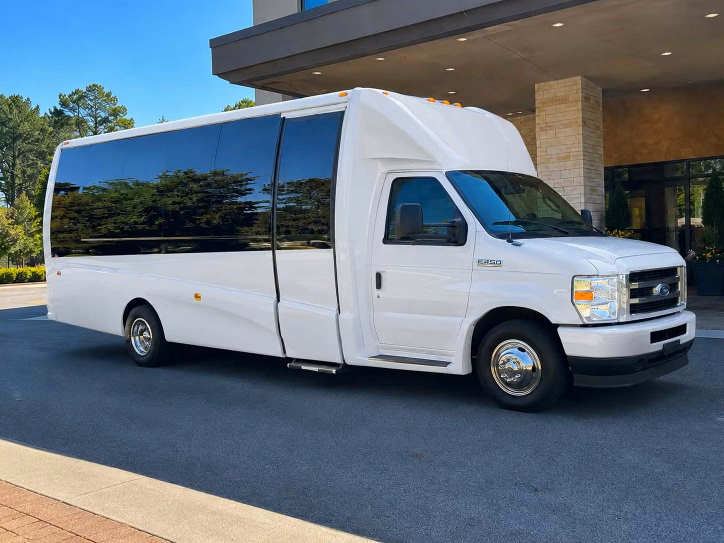 sacramento bus rentals for school field trips