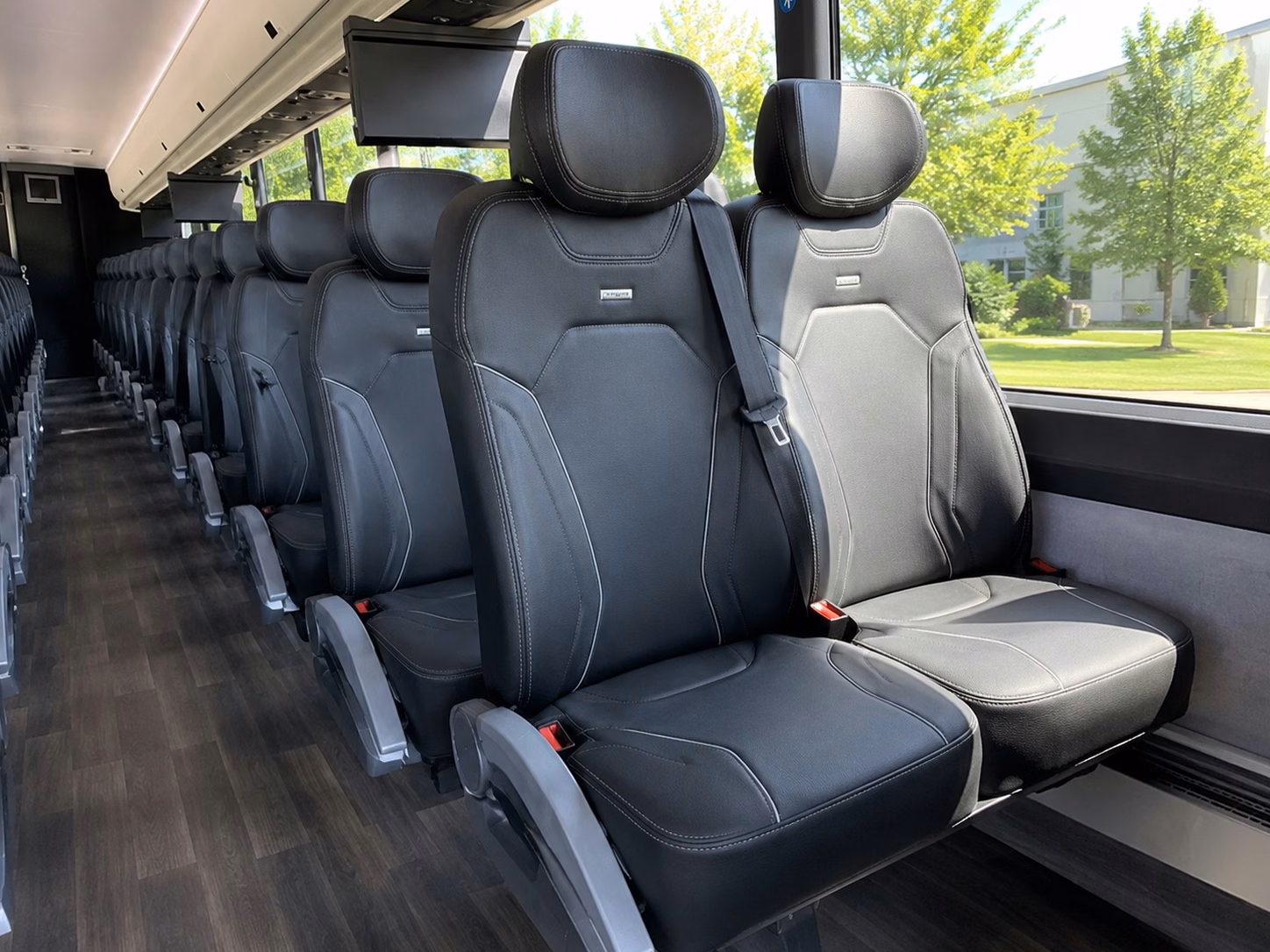 sacramento charter bus